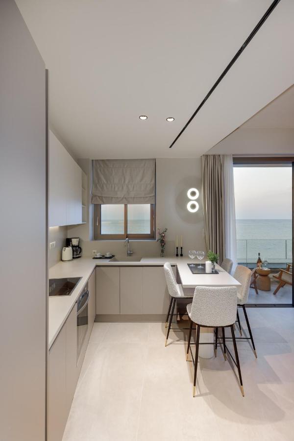 Kales Sea View Suites إرابيترا المظهر الخارجي الصورة